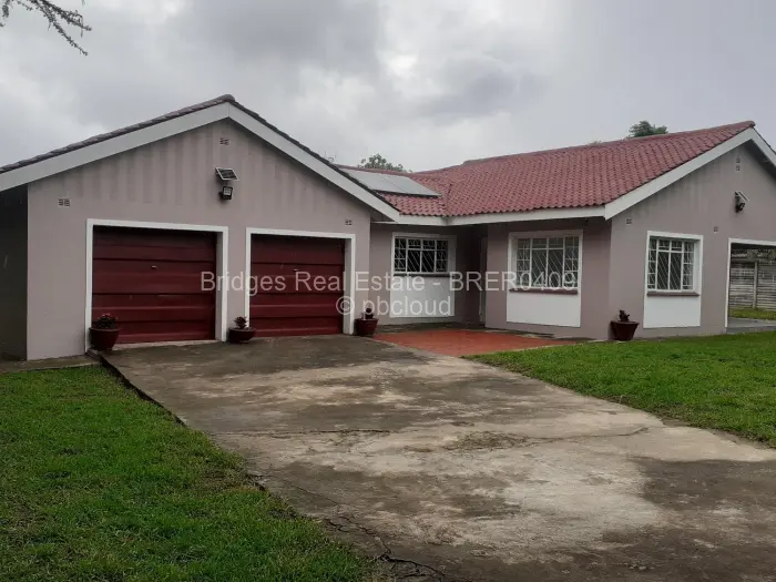 4 Bedroom House for Sale in Zimre Park, Harare