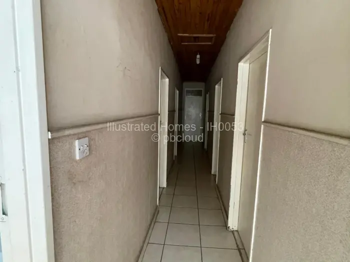 5 Bedroom House for Sale in Highfield, Harare
