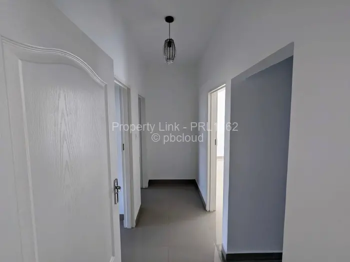 3 Bedroom Cottage/Garden Flat to Rent in Avondale West