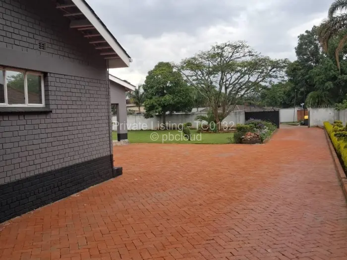6 Bedroom House to Rent in Avondale West