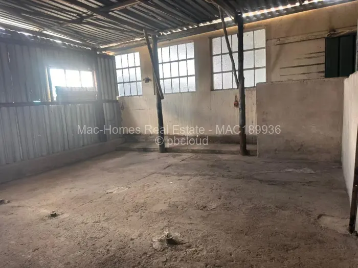 Commercial Stand for Sale in Windsor Park, Ruwa