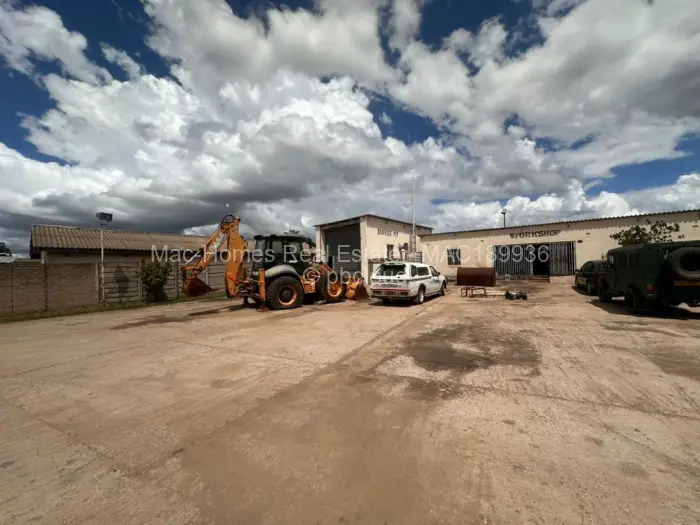 Commercial Stand for Sale in Windsor Park, Ruwa