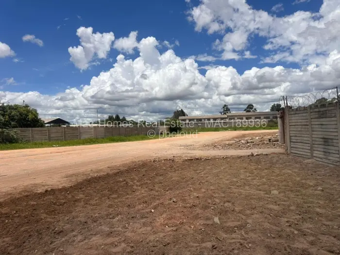 Commercial Stand for Sale in Windsor Park, Ruwa