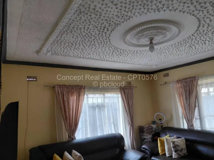 4 Bedroom House for Sale in Warren Park, Harare