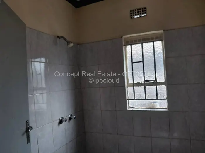 4 Bedroom House for Sale in Warren Park, Harare