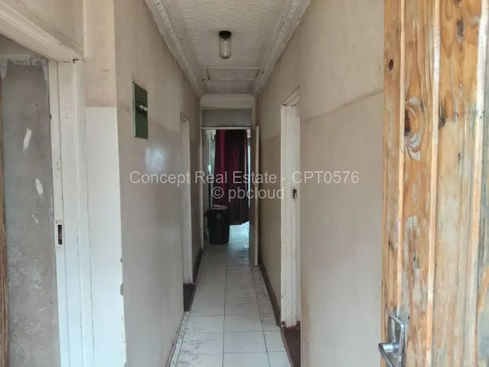 4 Bedroom House for Sale in Warren Park, Harare