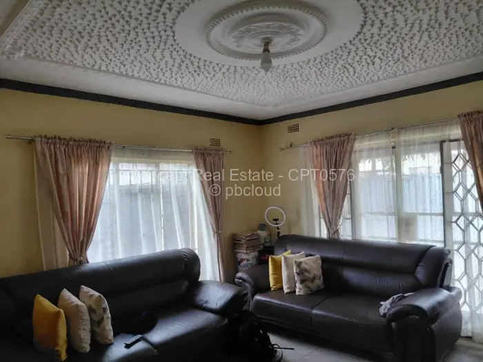 4 Bedroom House for Sale in Warren Park, Harare