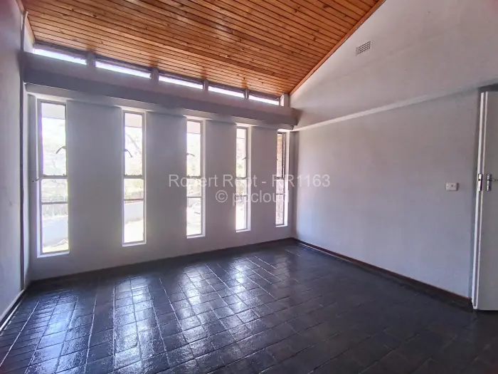 5 Bedroom House to Rent in Sentosa