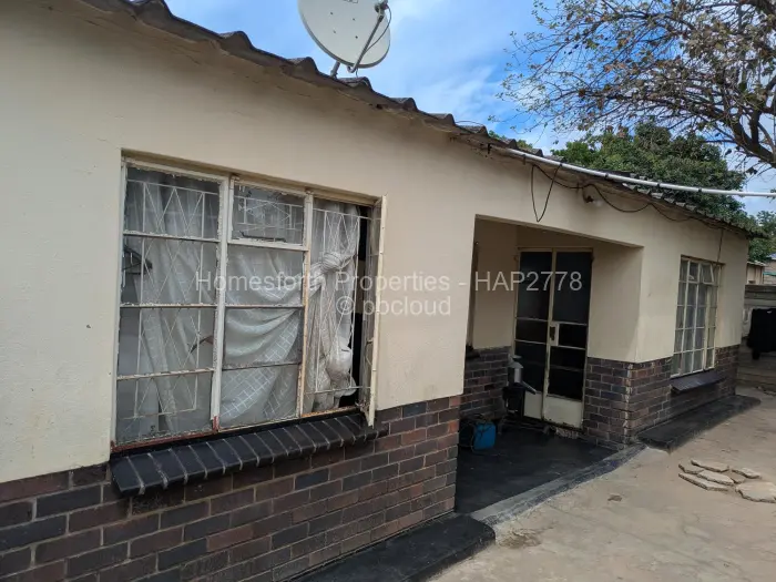 5 Bedroom House for Sale in Tafara, Harare