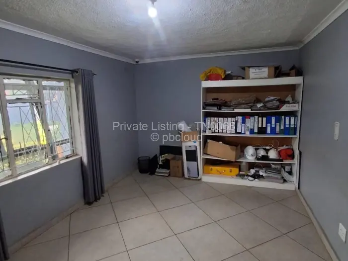 6 Bedroom House to Rent in Belvedere