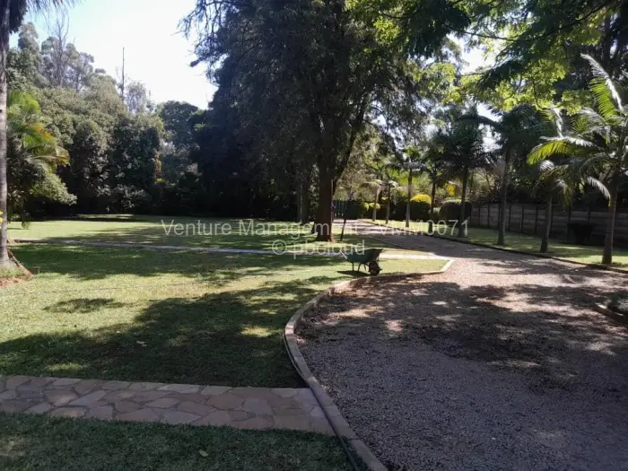 3 Bedroom House to Rent in Strathaven