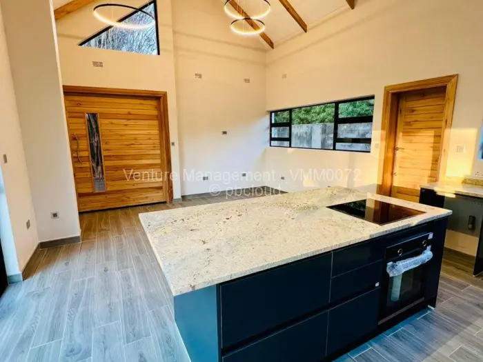 Townhouse/Cluster to Rent in Highlands