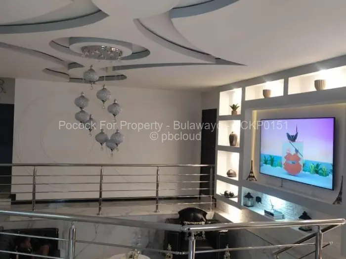 4 Bedroom House for Sale in Ilanda, Bulawayo