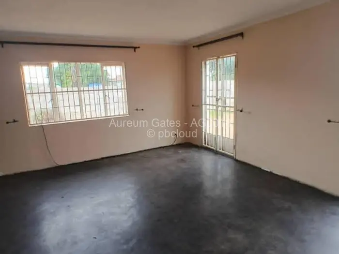 3 Bedroom House for Sale in Msasa Park, Harare