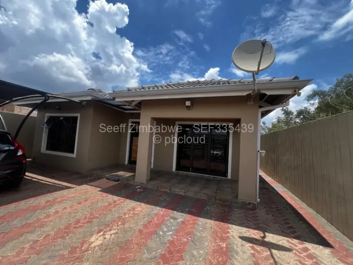 4 Bedroom House to Rent in Marimba Park