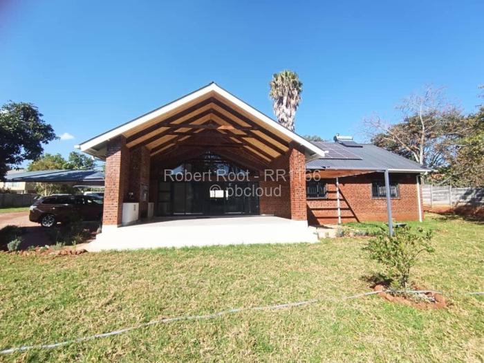 3 Bedroom House to Rent in Chisipite, Harare
