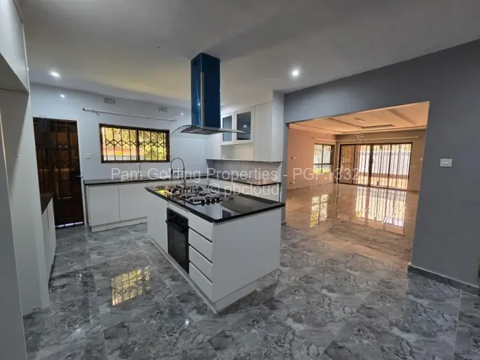 Townhouse/Cluster to Rent in Waterfalls