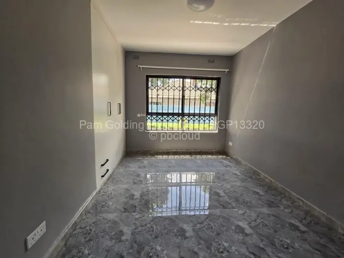 Townhouse/Cluster to Rent in Waterfalls