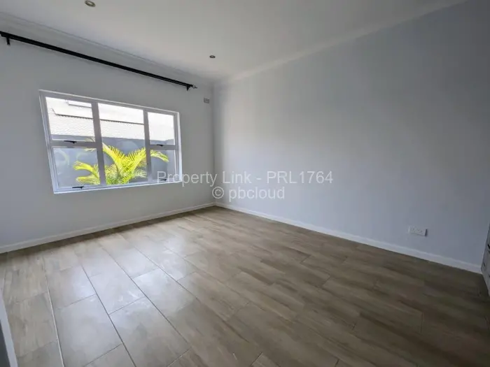 Townhouse/Cluster for Sale in Greendale North, Harare