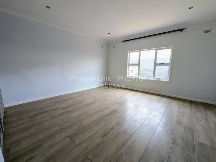 Townhouse/Cluster for Sale in Greendale North, Harare