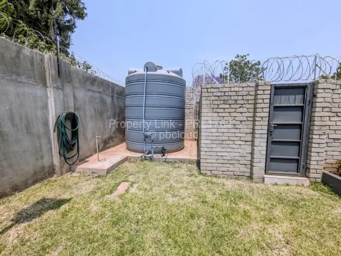 Townhouse/Cluster for Sale in Greendale North, Harare