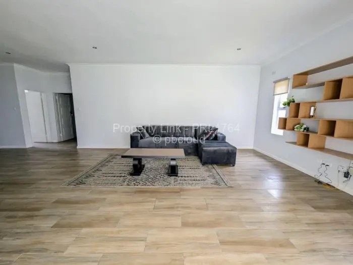 Townhouse/Cluster for Sale in Greendale North, Harare