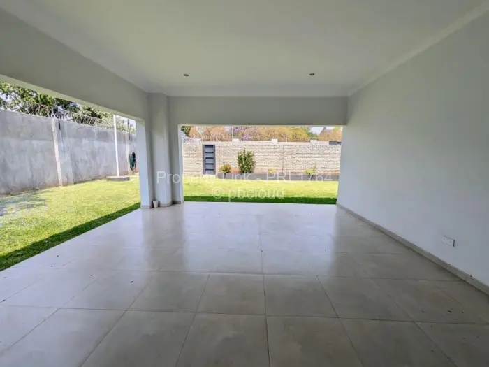 Townhouse/Cluster for Sale in Greendale North, Harare