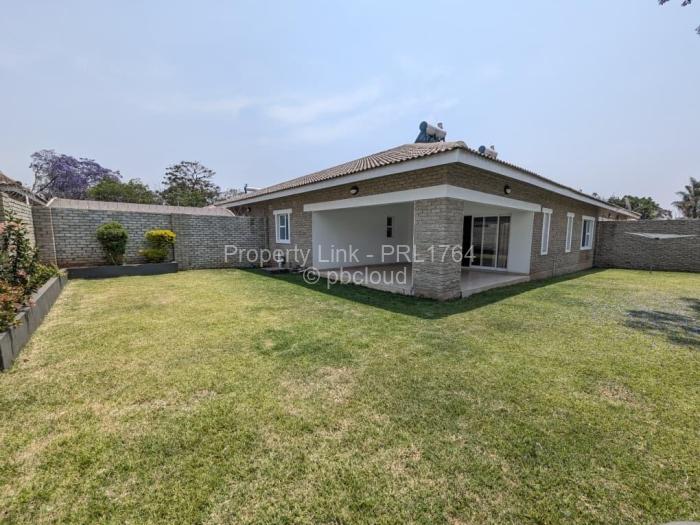 Townhouse/Cluster for Sale in Greendale North, Harare