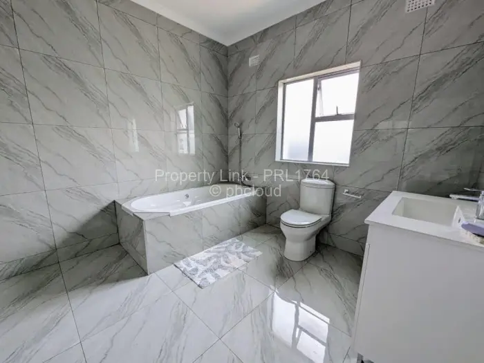 Townhouse/Cluster for Sale in Greendale North, Harare