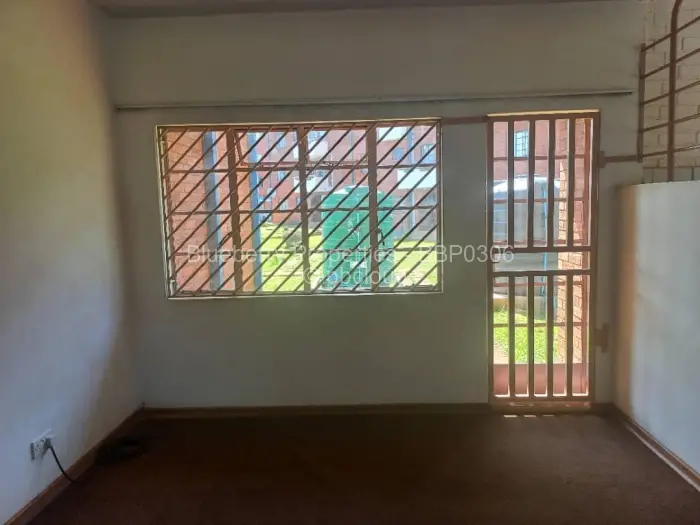 2 Bedroom Cottage/Garden Flat to Rent in Marlborough, Harare