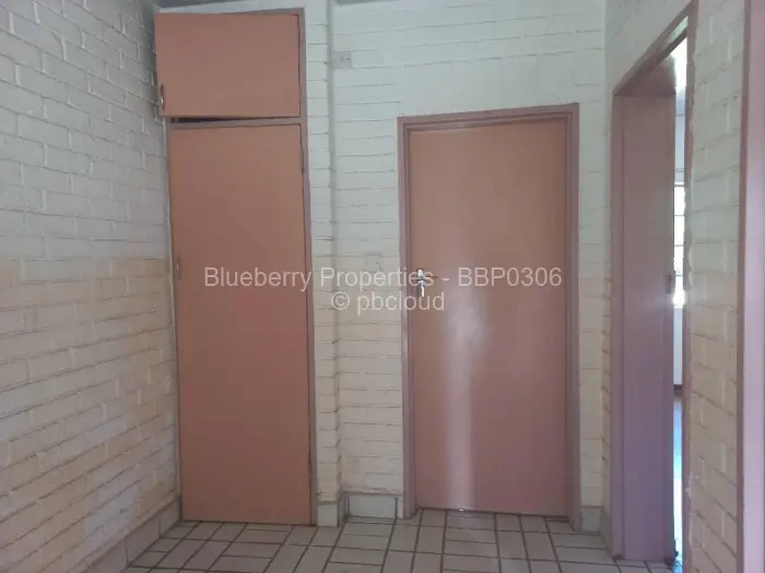 2 Bedroom Cottage/Garden Flat to Rent in Marlborough, Harare