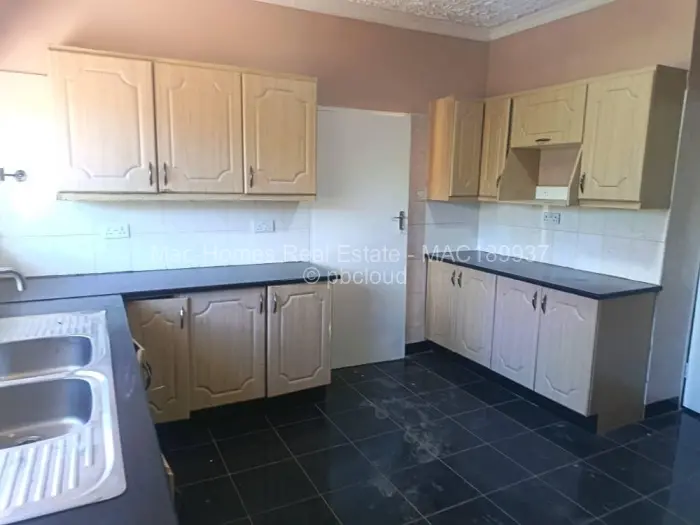 4 Bedroom House for Sale in Marlborough, Harare