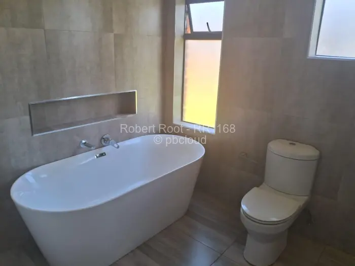 Townhouse/Cluster for Sale in Greendale North, Harare