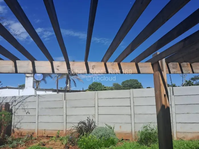 Townhouse/Cluster for Sale in Greendale North, Harare