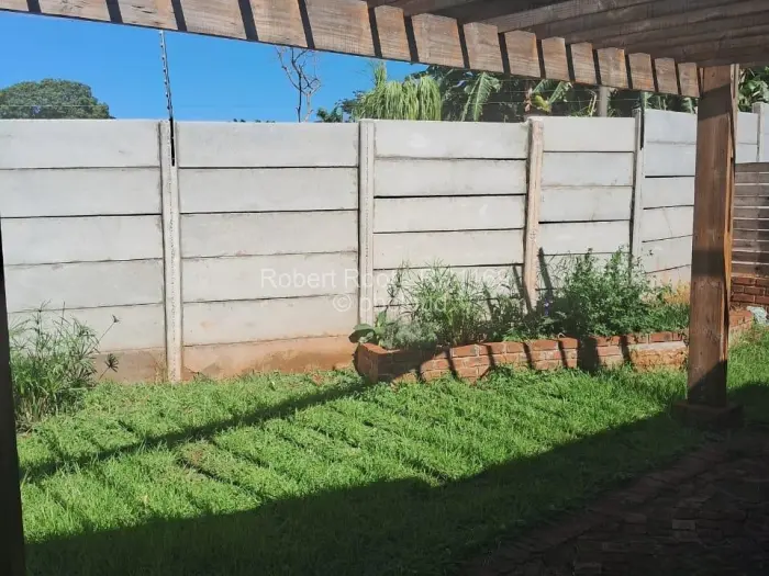 Townhouse/Cluster for Sale in Greendale North, Harare