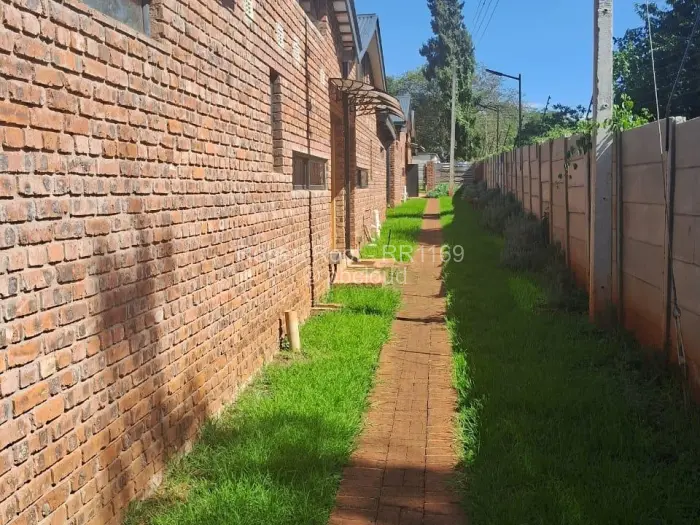 Townhouse/Cluster for Sale in Greendale North, Harare