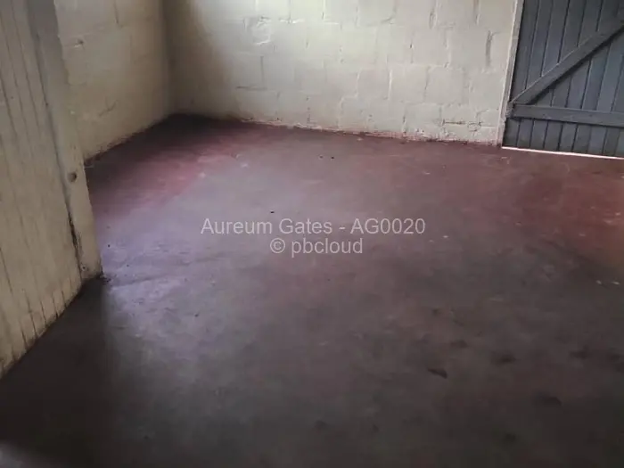 1 Bedroom House for Sale in Mufakose, Harare