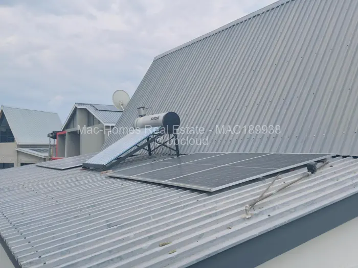 Townhouse/Cluster to Rent in Arlington, Harare