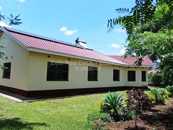 4 Bedroom House for Sale in Daylesford, Gweru