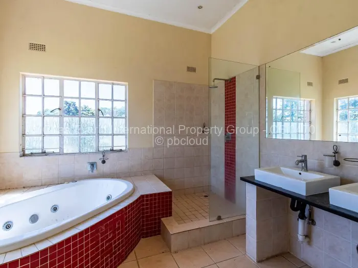 4 Bedroom House to Rent in Glen Lorne, Harare