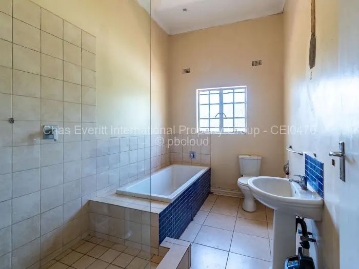 4 Bedroom House to Rent in Glen Lorne, Harare