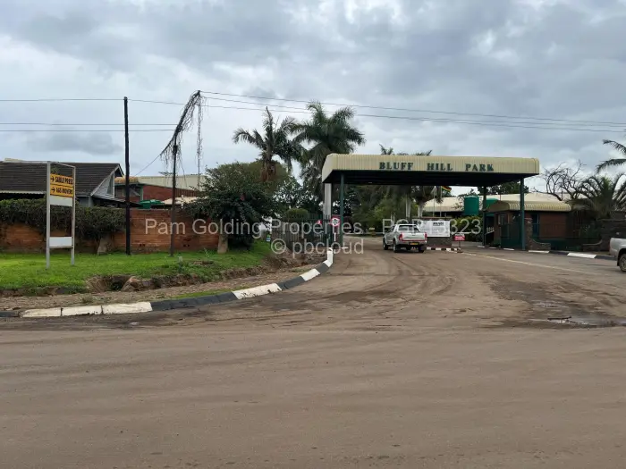 Warehouse/Industrial to Rent in Bluff Hill, Harare