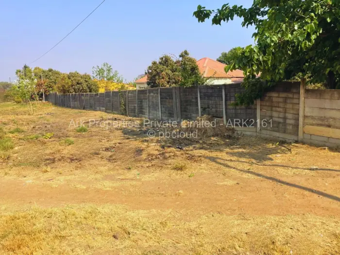 5 Bedroom House for Sale in Waterfalls, Harare