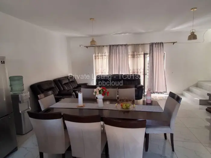 Townhouse/Cluster to Rent in Newlands, Harare