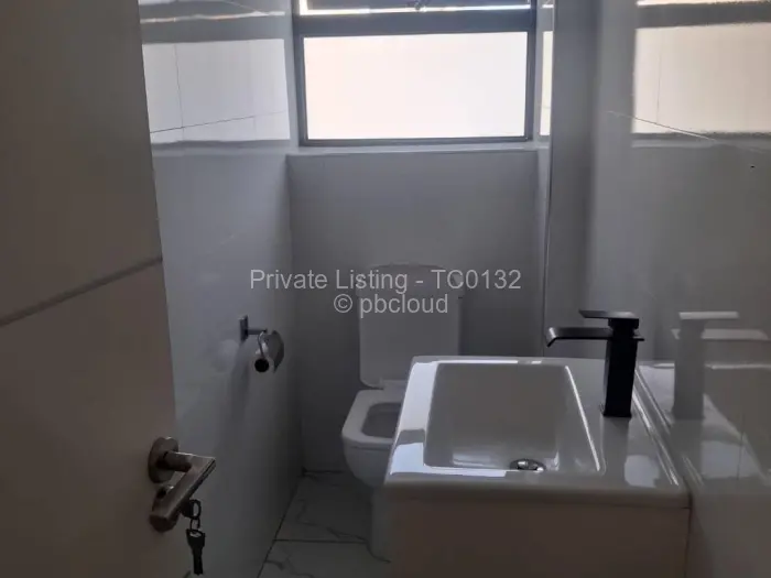 Townhouse/Cluster to Rent in Newlands, Harare