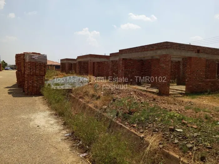 4 Bedroom House for Sale in Budiriro, Harare