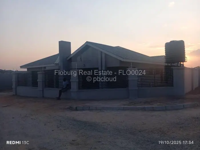 5 Bedroom House to Rent in Ruwa, Ruwa