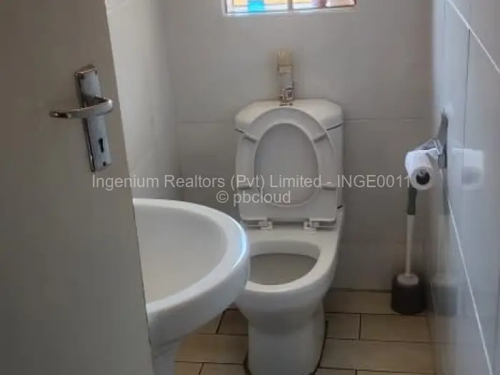 4 Bedroom House to Rent in Madokero Estates, Harare