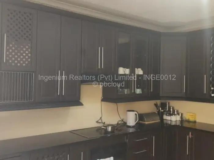 4 Bedroom House to Rent in Madokero Estates, Harare
