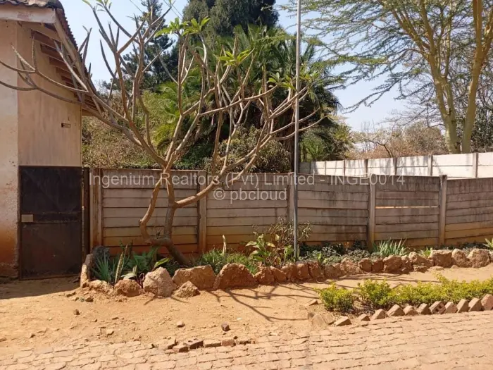 Flat/Apartment for Sale in Mandara, Harare
